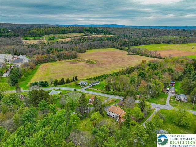 7494 Mount Eaton Road, Ross Twp, PA 18353