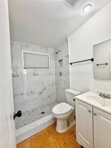 3724 TARO PLACE, Sarasota, FL 34232
