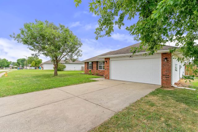 2988 E Morris Street, Republic, MO 65738