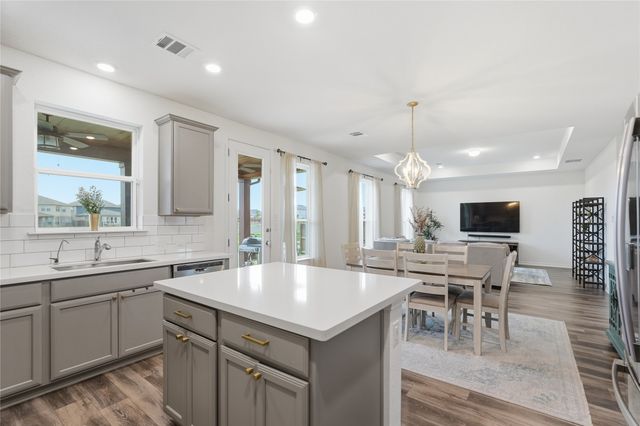 960 Tule Drive, Aubrey, TX 76227