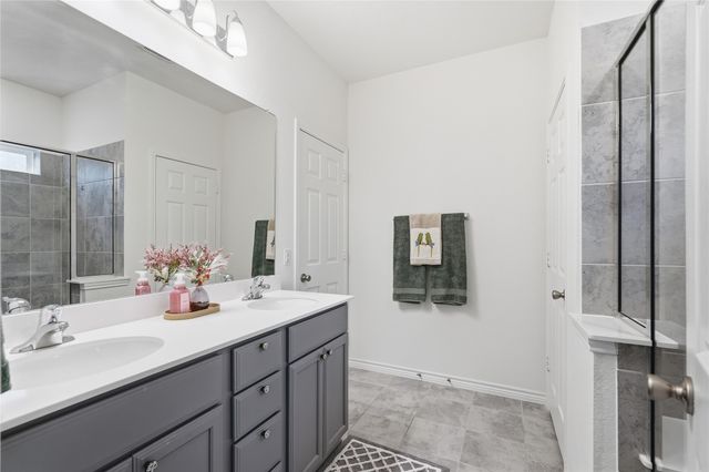 960 Tule Drive, Aubrey, TX 76227