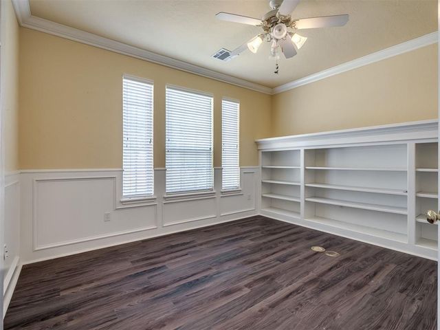 105 S Olde Bridge Road, Moore, OK 73170