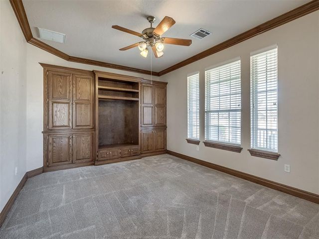 105 S Olde Bridge Road, Moore, OK 73170