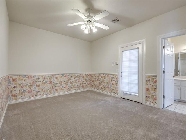 105 S Olde Bridge Road, Moore, OK 73170