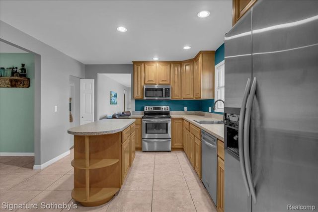 11500 30 Mile Road, Washington Township, MI 48095