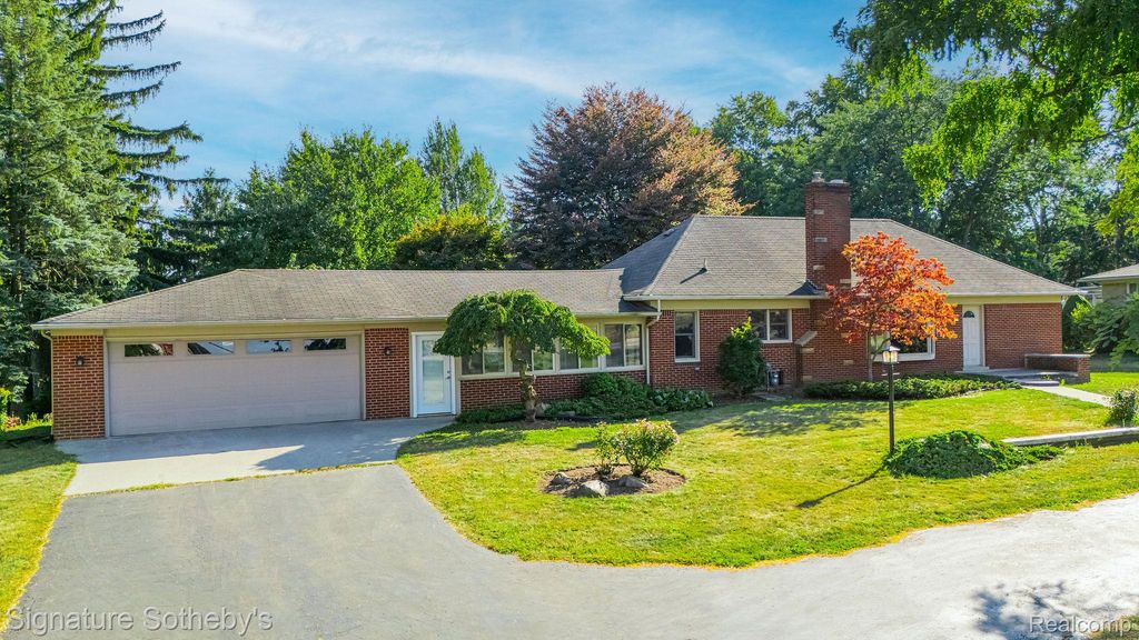 11500 30 Mile Road, Washington Township, MI 48095