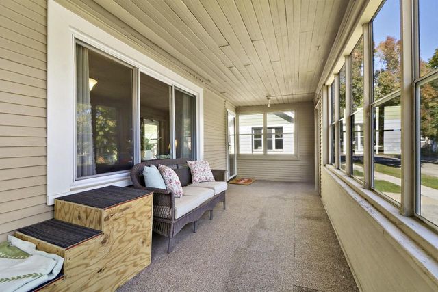 7308 34th AVENUE, Kenosha, WI 53142