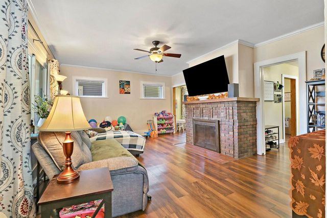 7308 34th AVENUE, Kenosha, WI 53142