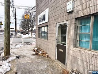117 Fort Lee Road, Leonia, NJ 07605