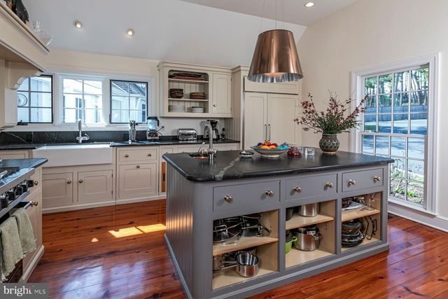 30 PHEASANT HILL RD, Princeton, NJ 08540