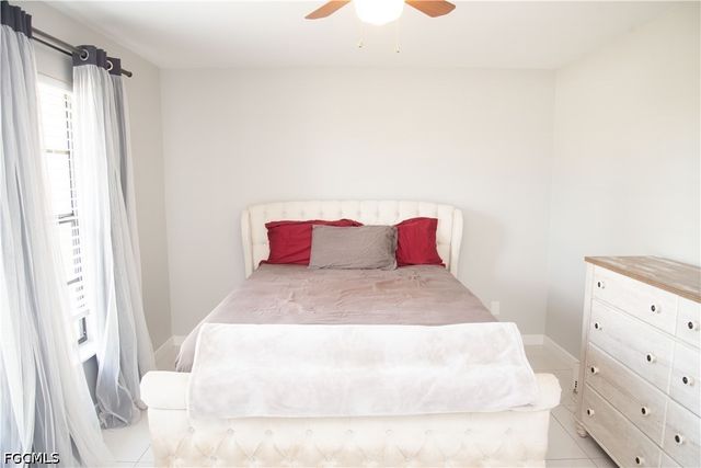 2804 SW 2nd TER, Cape Coral, FL 33991
