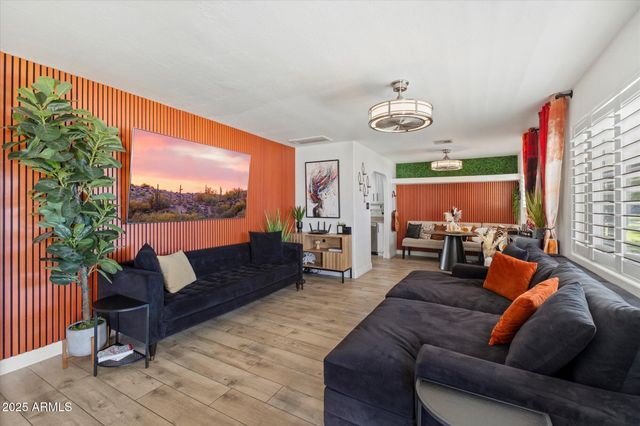 2827 N 69TH Place, Scottsdale, AZ 85257