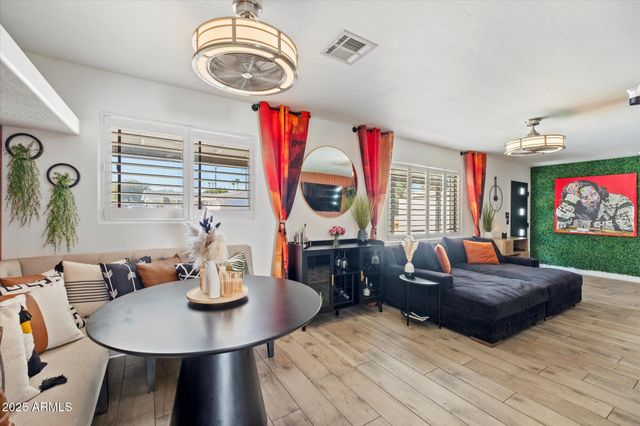 2827 N 69TH Place, Scottsdale, AZ 85257