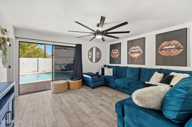 2827 N 69TH Place, Scottsdale, AZ 85257