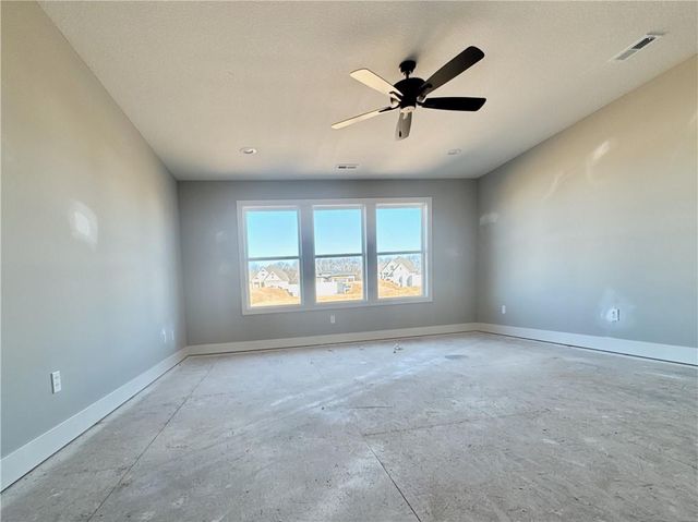 12740 NW Larkspur Lane, Platte City, MO 64079