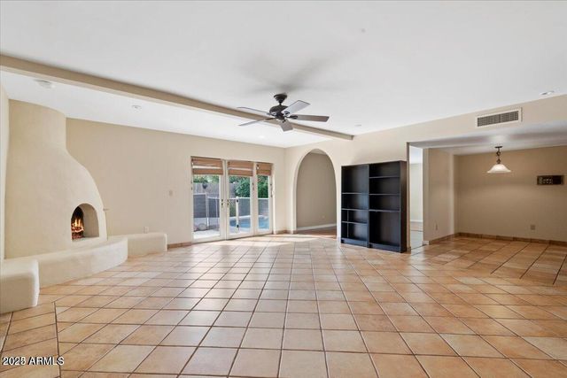 5345 E CROCUS Drive, Scottsdale, AZ 85254