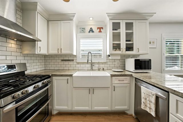 10718 Chevy Chase Drive, Houston, TX 77042