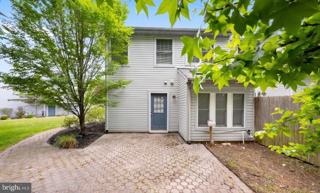 308 LAKE SIDE DR, Swedesboro, NJ 08085