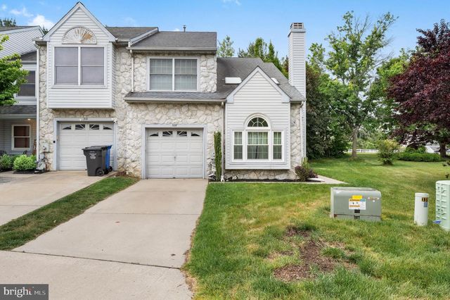 308 LAKE SIDE DR, Swedesboro, NJ 08085