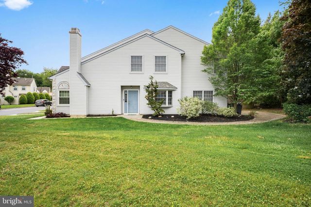 308 LAKE SIDE DR, Swedesboro, NJ 08085