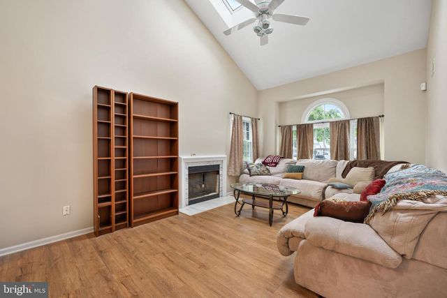 308 LAKE SIDE DR, Swedesboro, NJ 08085