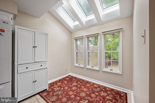 308 LAKE SIDE DR, Swedesboro, NJ 08085