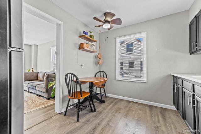 33494 Pierce Street, Garden City, MI 48135