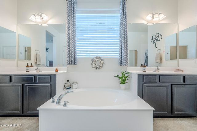 2135 W ANGELO Way, San Tan Valley, AZ 85144