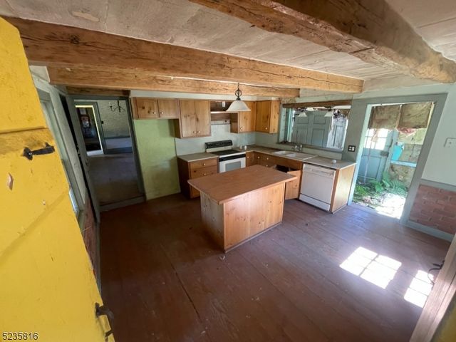 602 Route 523, Readington Twp., NJ 08889
