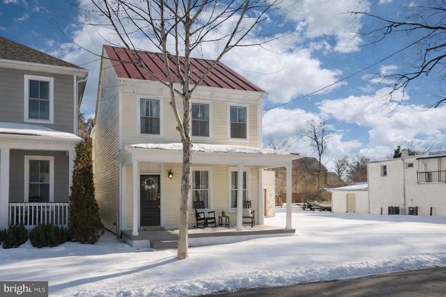 1315 CHARLES ST, Fredericksburg, VA 22401