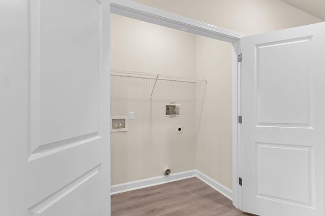 5047 Blackberry Lane, Ravenel, SC 29470