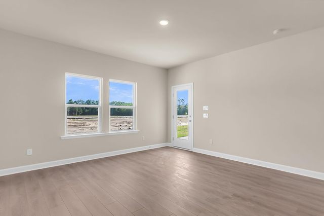 5047 Blackberry Lane, Ravenel, SC 29470