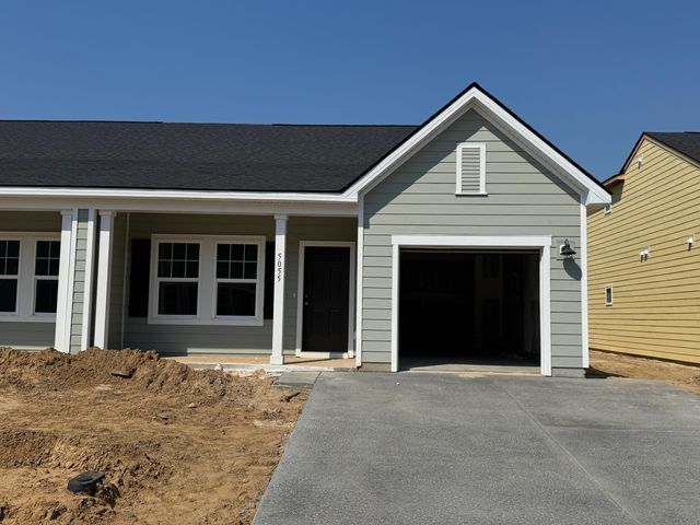 5047 Blackberry Lane, Ravenel, SC 29470