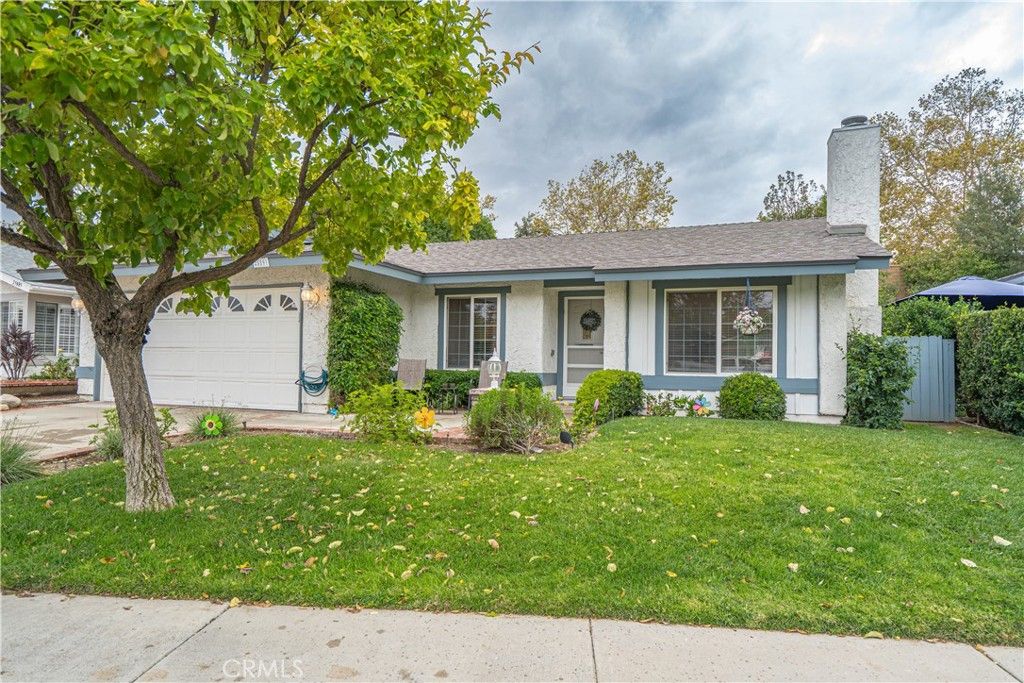 25891 Fenda, Valencia, CA 91355