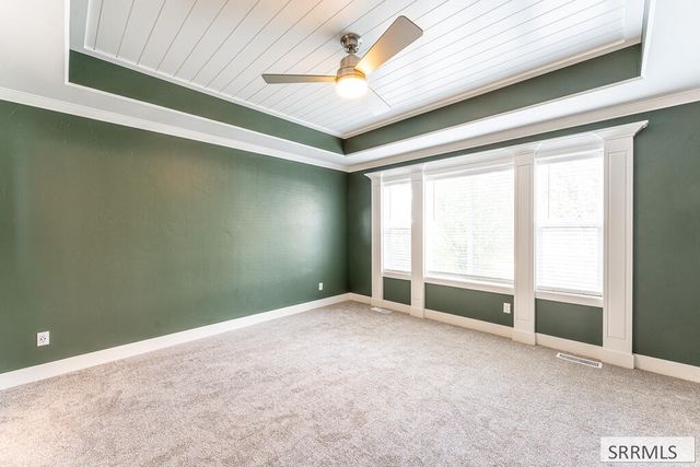 1194 Indian Hollow Drive, Ammon, ID 83401