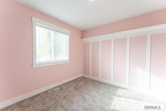 1194 Indian Hollow Drive, Ammon, ID 83401