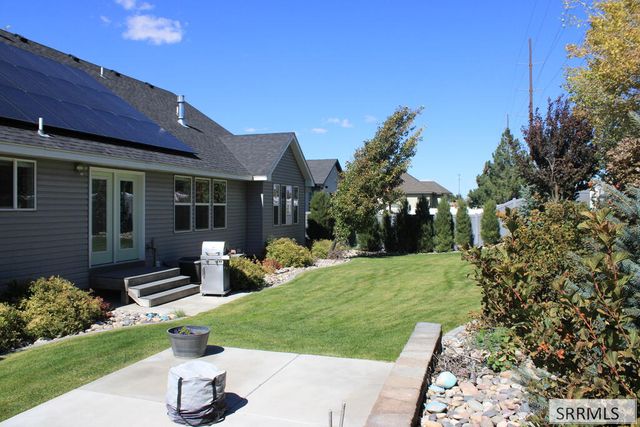 1194 Indian Hollow Drive, Ammon, ID 83401