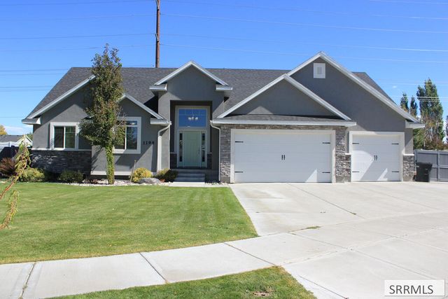 1194 Indian Hollow Drive, Ammon, ID 83401