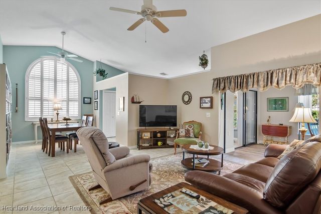 10 Beechwood Way, Lake Placid, FL 33852