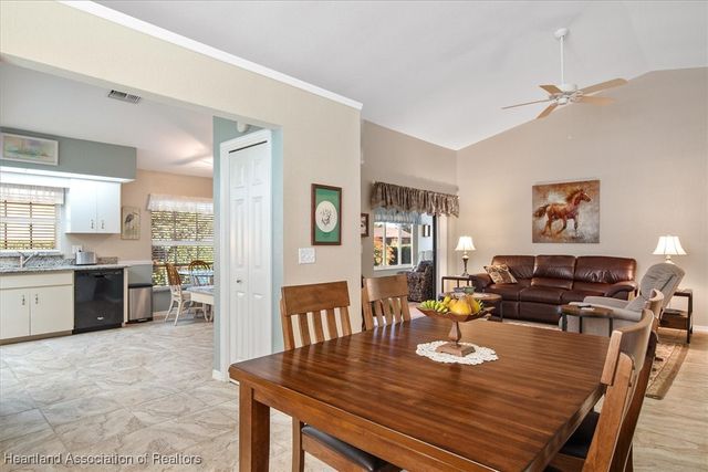 10 Beechwood Way, Lake Placid, FL 33852