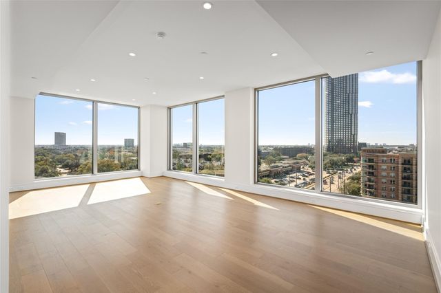 5656 San Felipe Street 1005, Houston, TX 77056