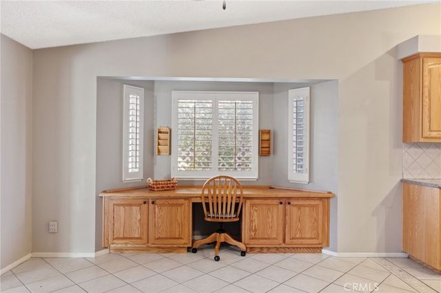 42307 61st st w, Quartz Hill, CA 93535