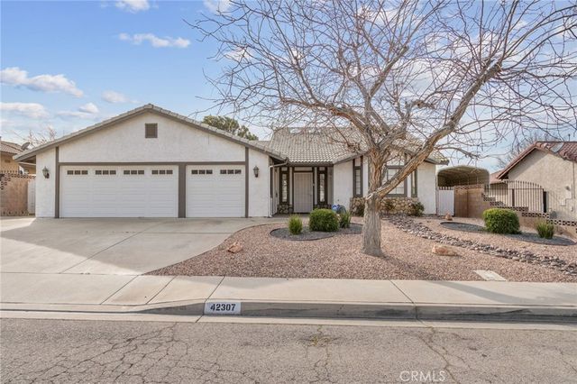 42307 61st st w, Quartz Hill, CA 93535