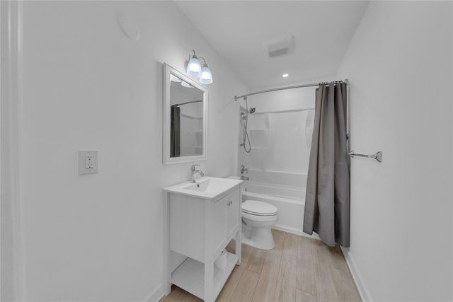 170 Cypress Club Drive 716, Pompano Beach, FL 33060