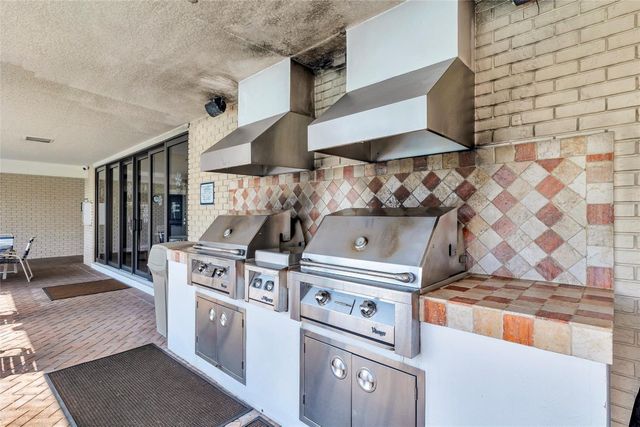 170 Cypress Club Drive 716, Pompano Beach, FL 33060