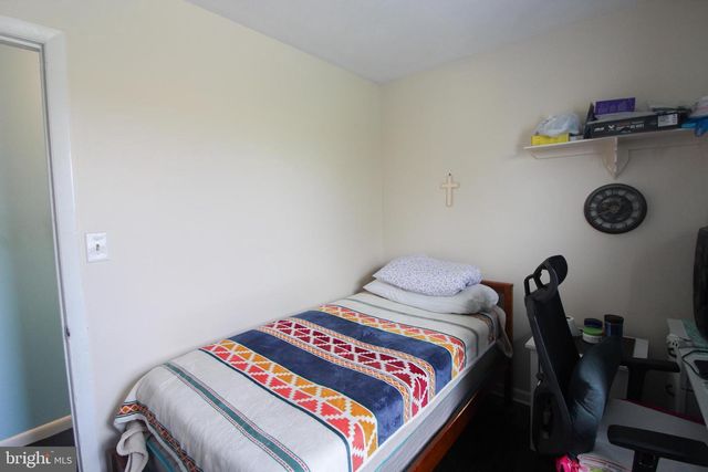 2212 SWARTZ RD, Woodstock, VA 22664