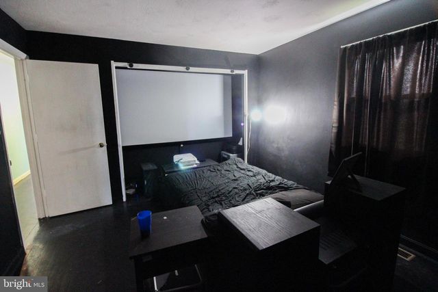 2212 SWARTZ RD, Woodstock, VA 22664