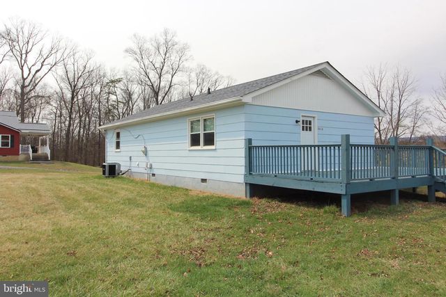 2212 SWARTZ RD, Woodstock, VA 22664