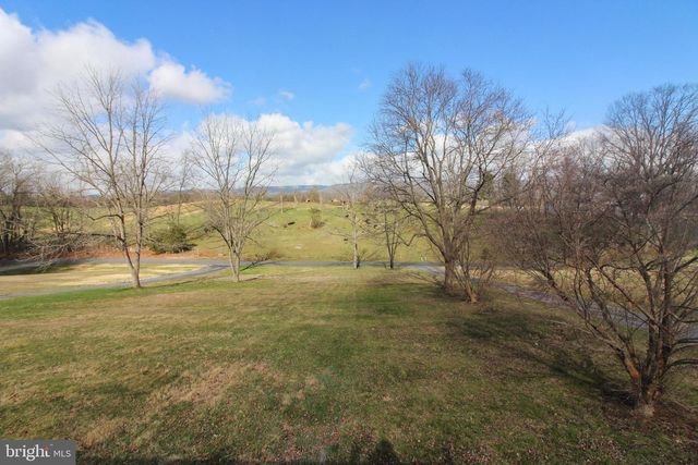 2212 SWARTZ RD, Woodstock, VA 22664