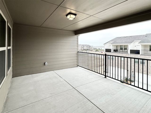 7842 Bayside Drive, Rowlett, TX 75088